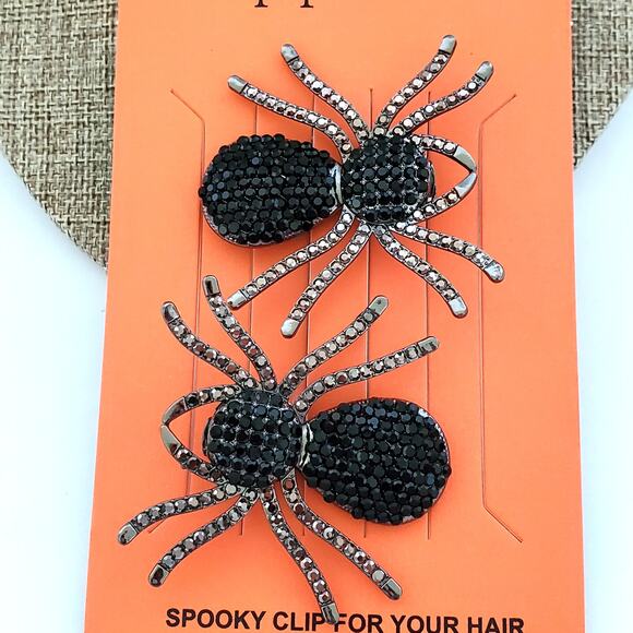 Halloween Piper-K Spider Hair Clips Set of 2 Black Rhinestones Goth Scary 2 inch - Picture 2 of 6